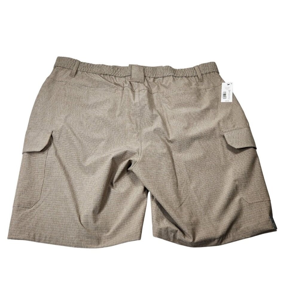 Roundtree & Yorke Performance Mens Cargo Shorts Size 42 Classic Fit comfort